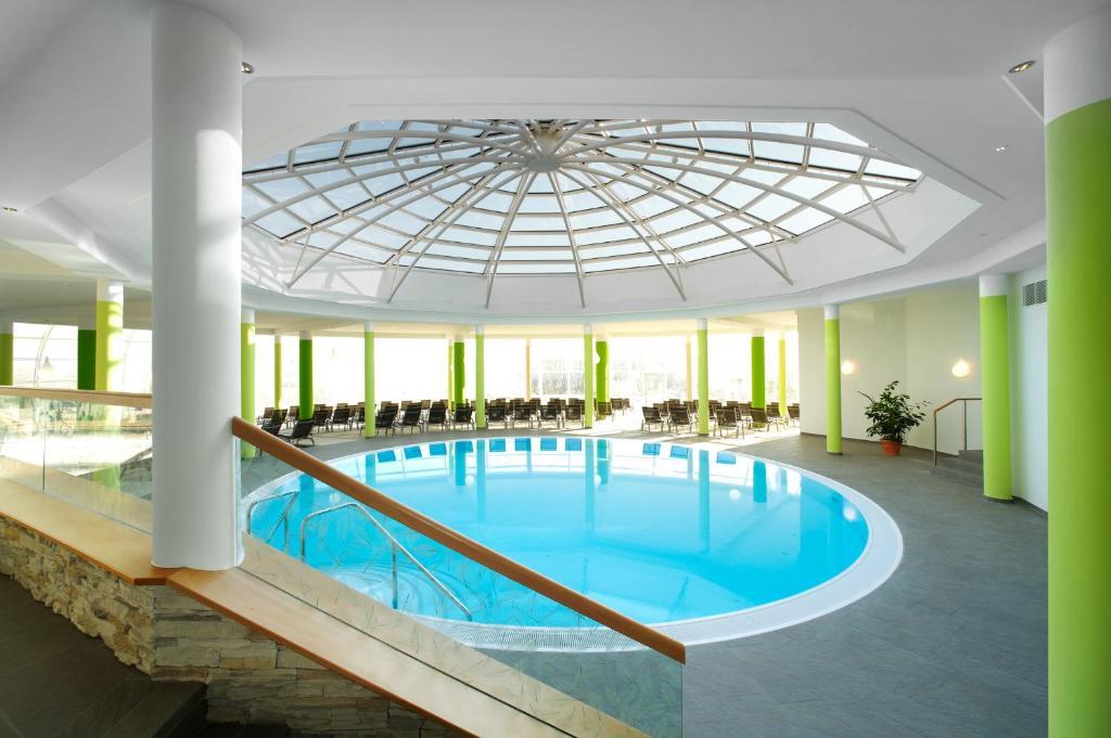 Hotel Furstenhof - Wellness- Und Golfhotel バート・グリースバッハ エクステリア 写真